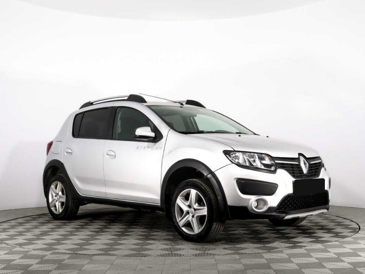 Renault Sandero б/у, 2015, Механическая. Фото: #2