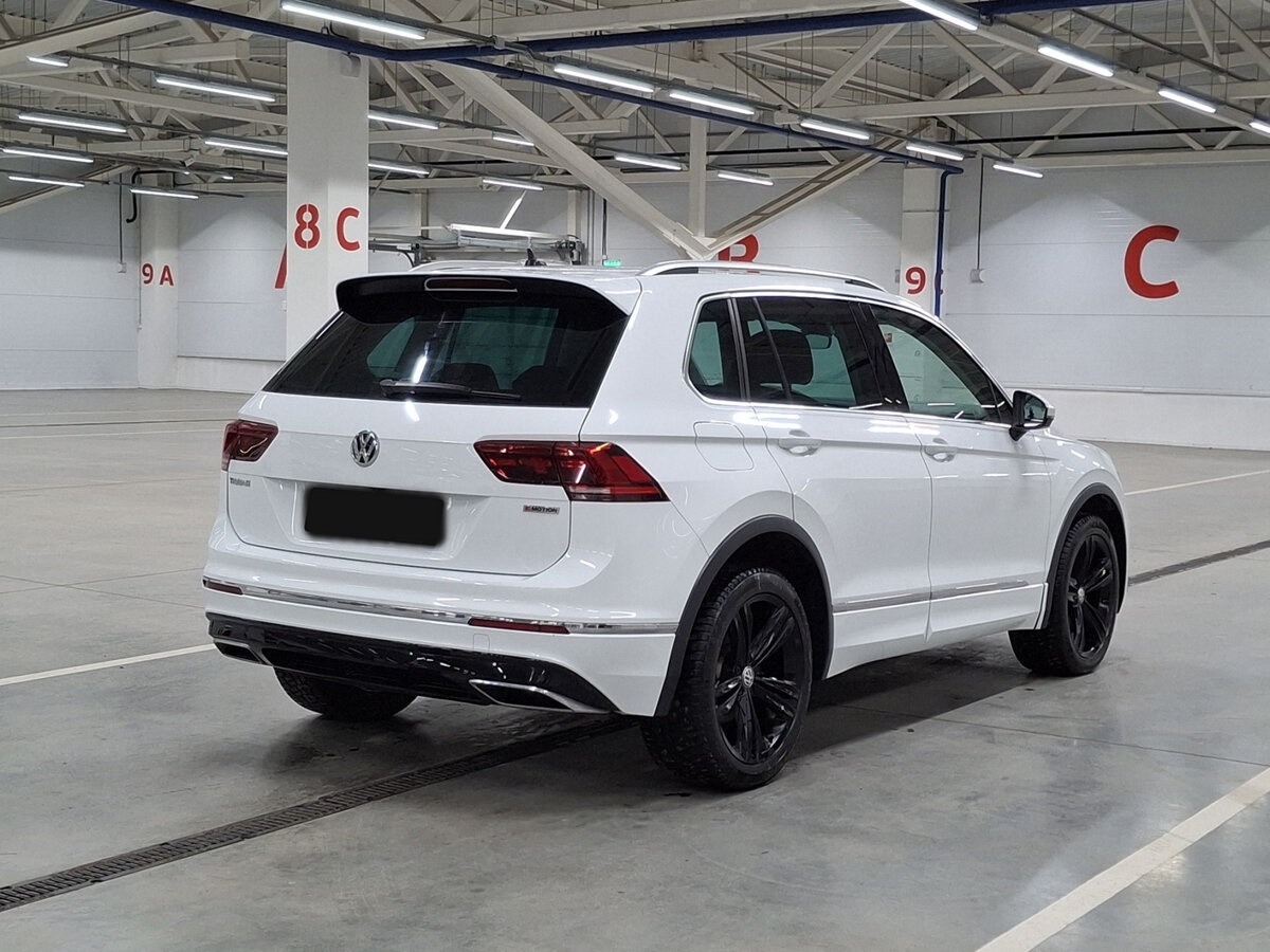 Volkswagen Tiguan б/у, 2020, Роботизированная. Фото: #4