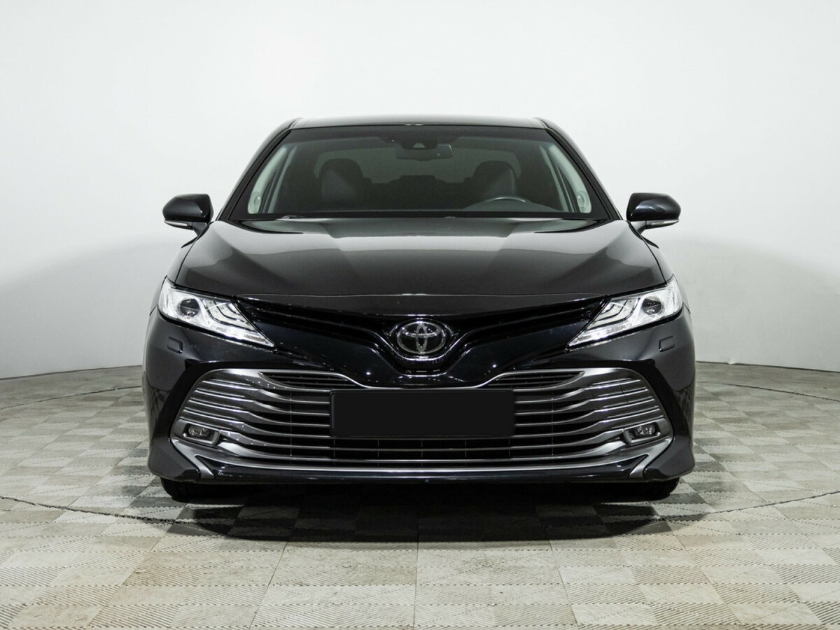 Toyota Camry б/у, 2020, Автоматическая. Фото: #1