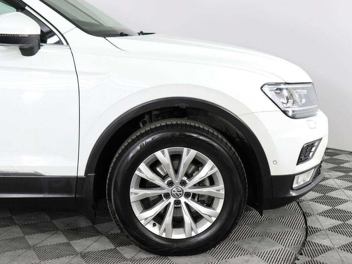 Volkswagen Tiguan б/у, 2017, Роботизированная. Фото: #11