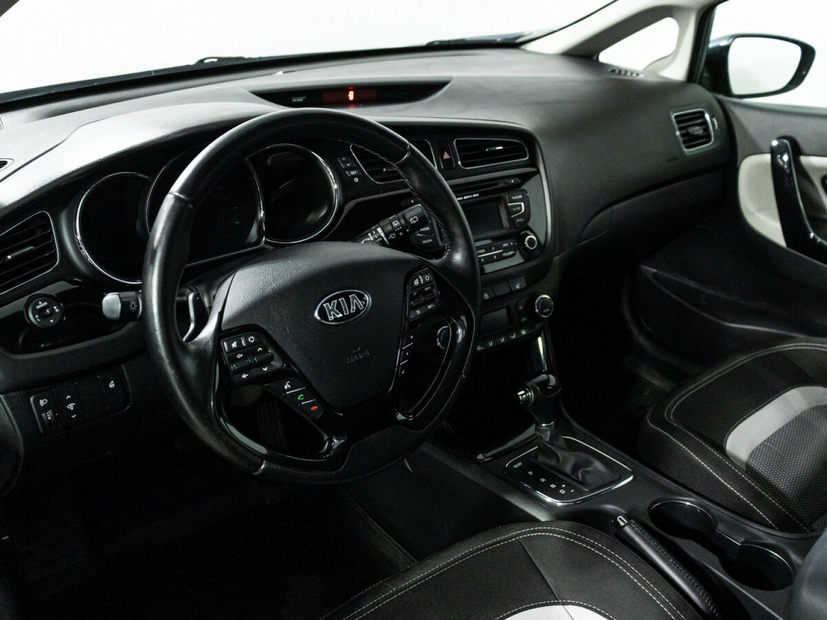 Kia Ceed б/у, 2015, Роботизированная. Фото: #10