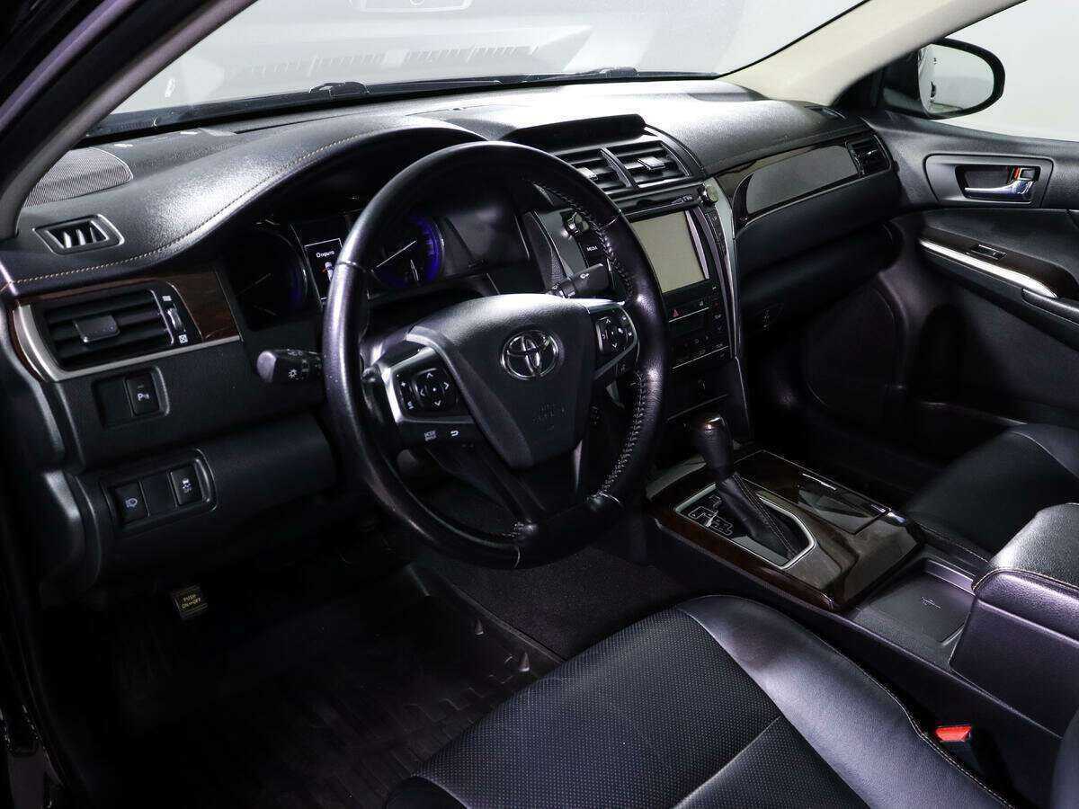 Toyota Camry б/у, 2017, Автоматическая. Фото: #11