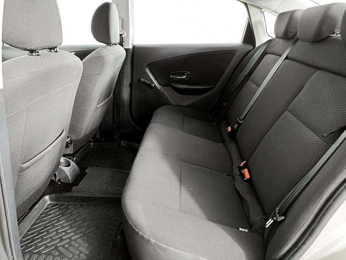 Nissan Almera б/у, 2016, Механическая. Фото: #11