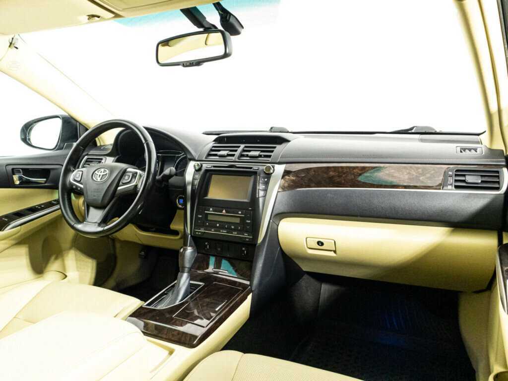 Toyota Camry б/у, 2017, Автоматическая. Фото: #7