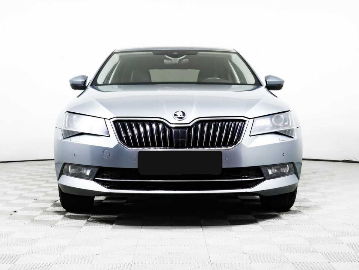 Skoda Superb б/у, 2017, Роботизированная. Фото: #1