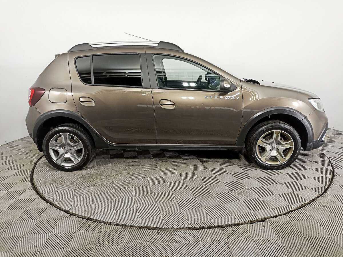 Renault Sandero б/у, 2020, Механическая. Фото: #3