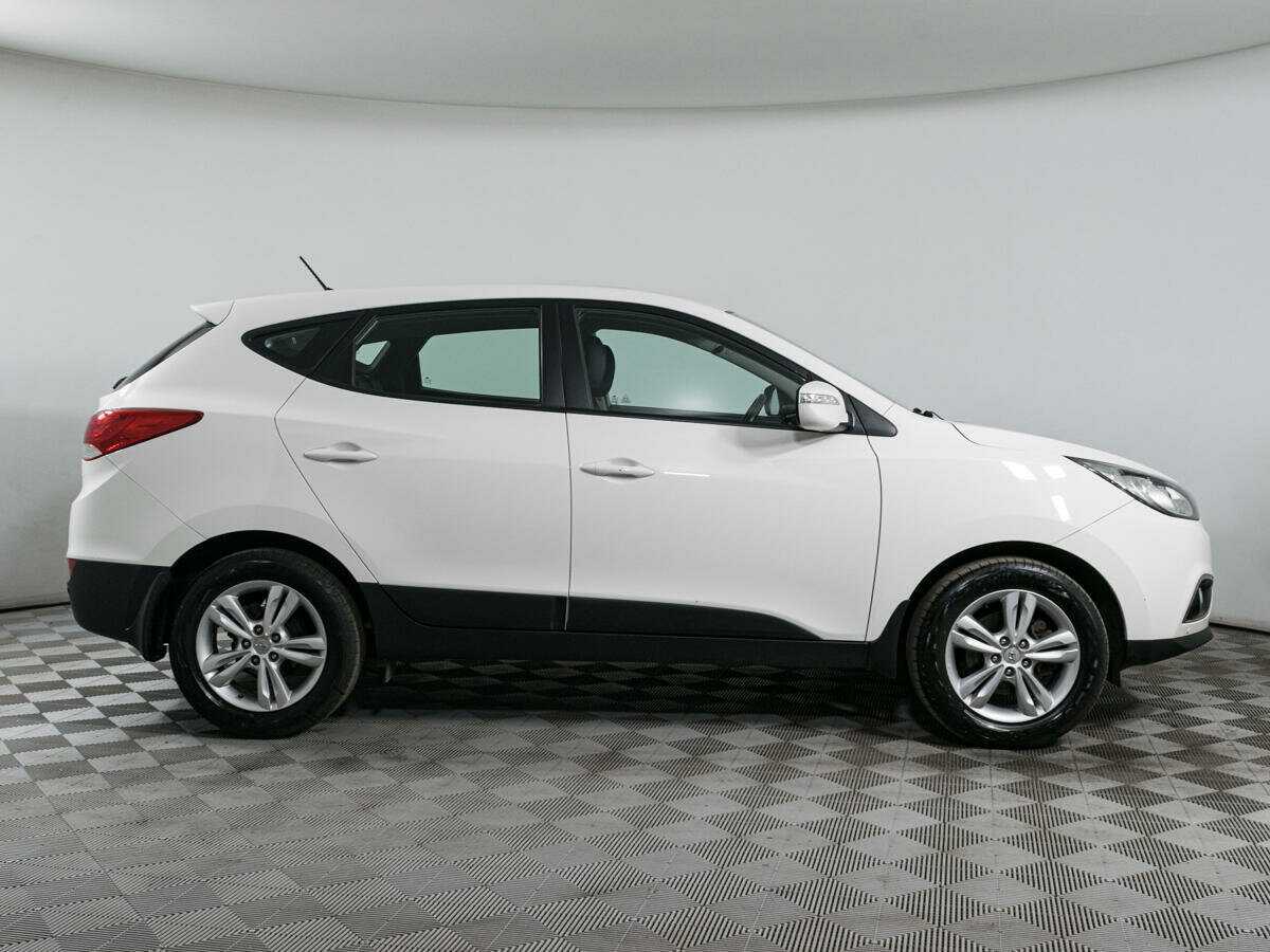 Hyundai ix35 б/у, 2012, Автоматическая. Фото: #3