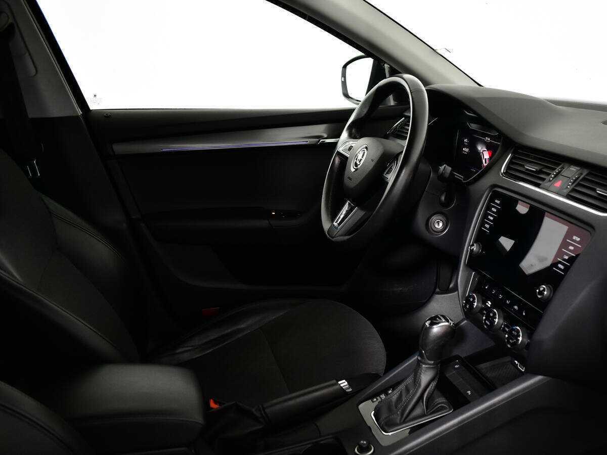 Skoda Octavia б/у, 2019, Автоматическая. Фото: #7
