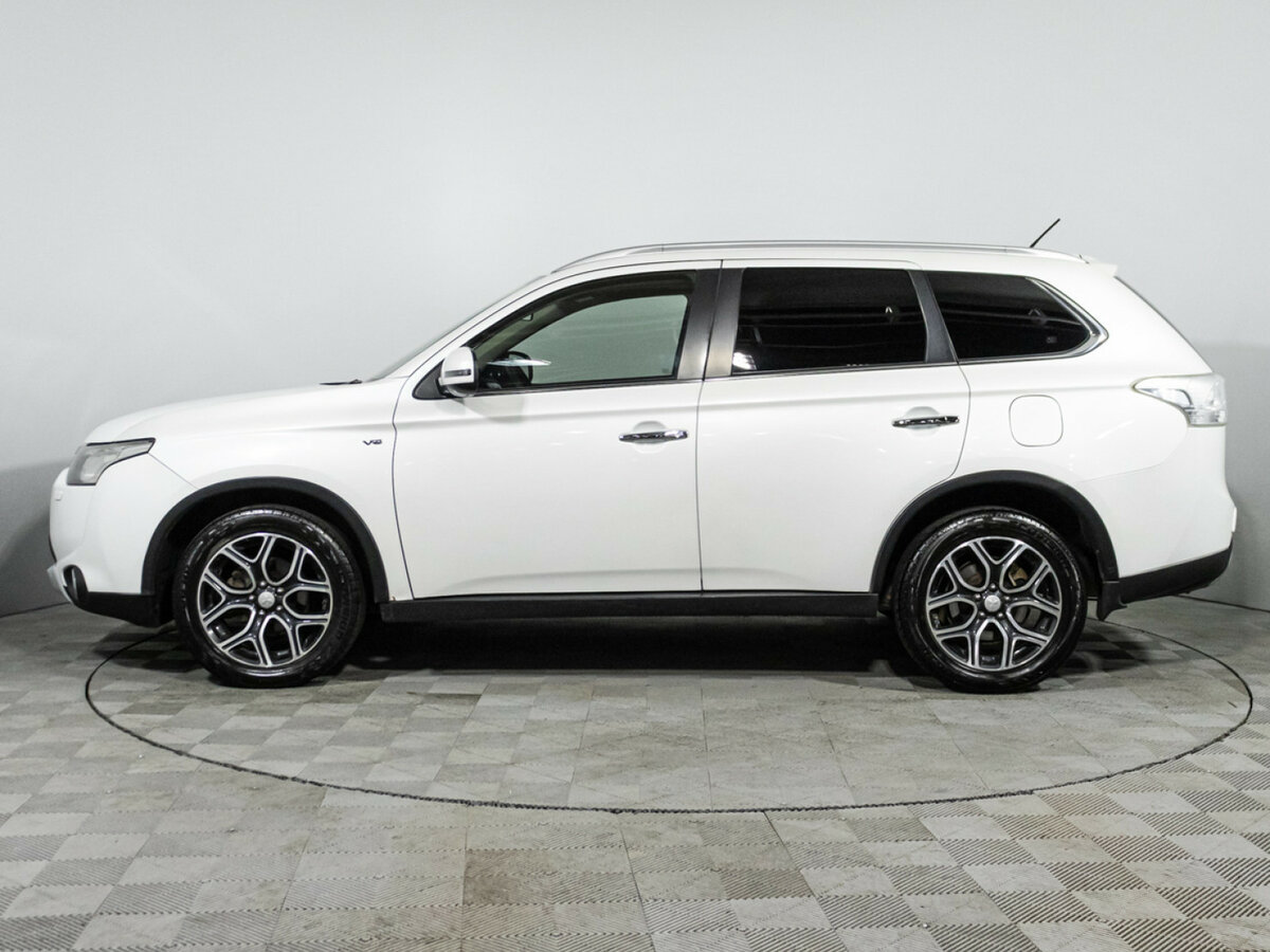 Mitsubishi Outlander б/у, 2014, Автоматическая. Фото: #7
