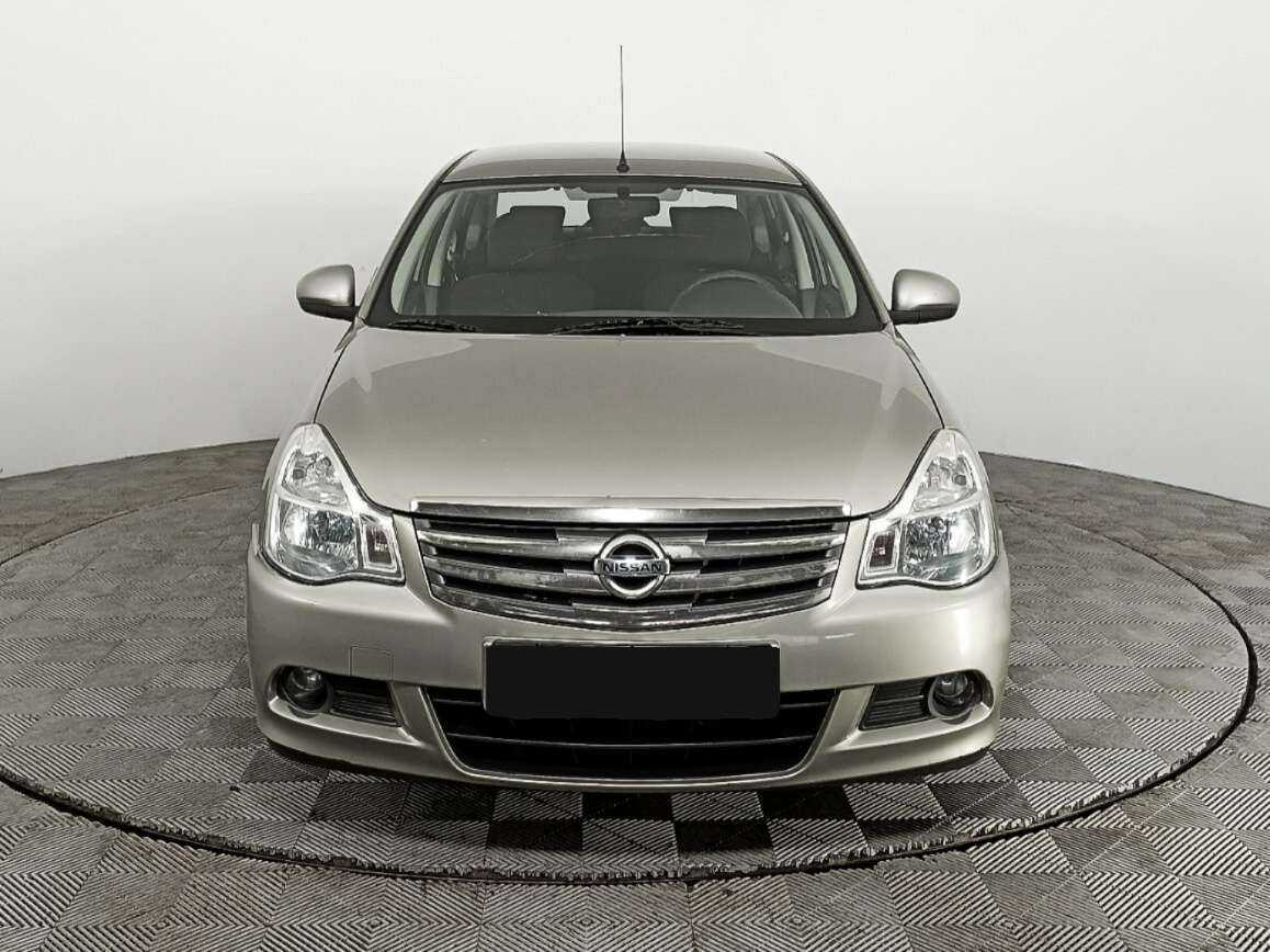 Nissan Almera б/у, 2016, Механическая. Фото: #1