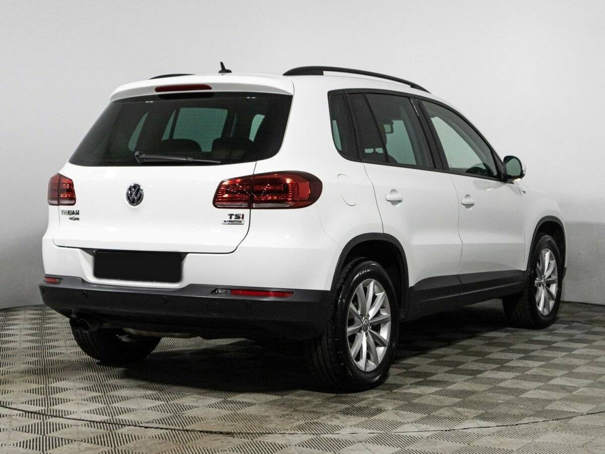 Volkswagen Tiguan б/у, 2015, Механическая. Фото: #4