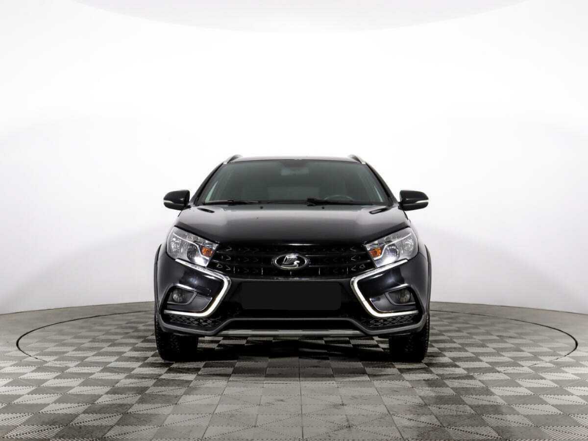 Lada (ВАЗ) Vesta б/у, 2021, Механическая. Фото: #1