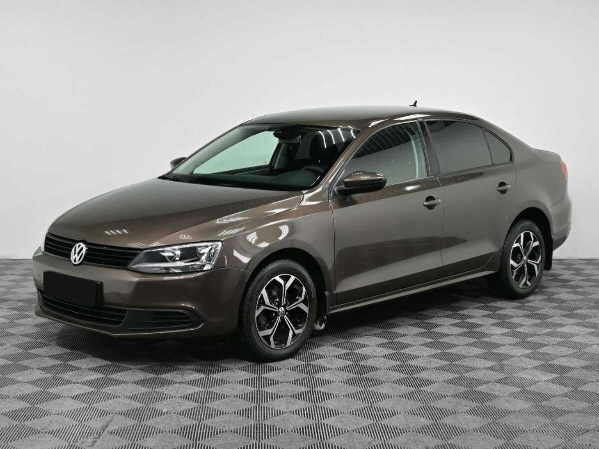 Volkswagen Jetta б/у, 2013, Роботизированная. Фото: #0