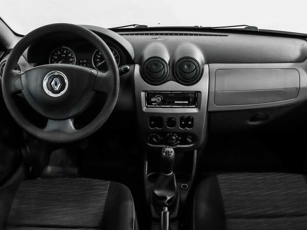 Renault Sandero б/у, 2013, Механическая. Фото: #11