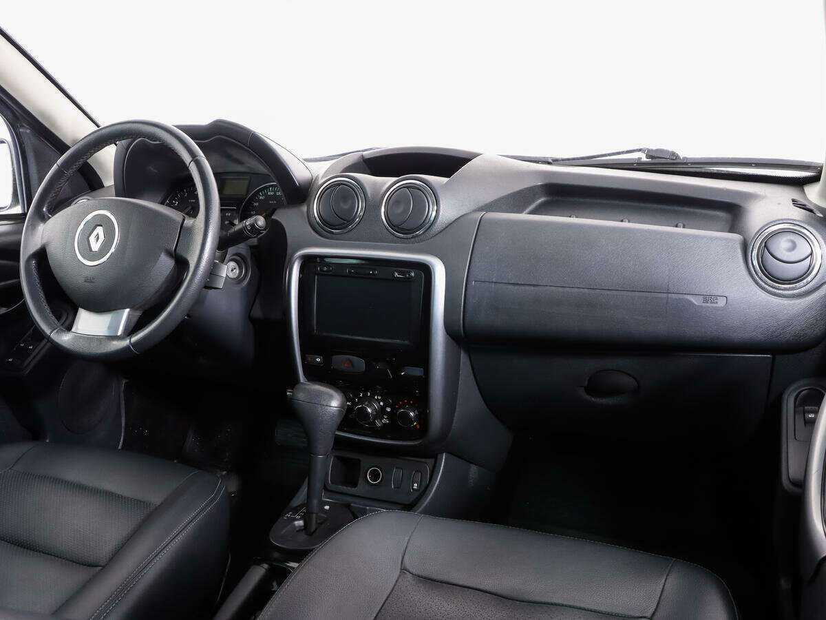 Renault Duster б/у, 2013, Автоматическая. Фото: #8