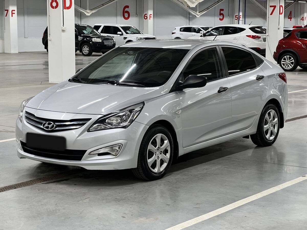 Hyundai Solaris б/у, 2015, Механическая. Посмотреть фото