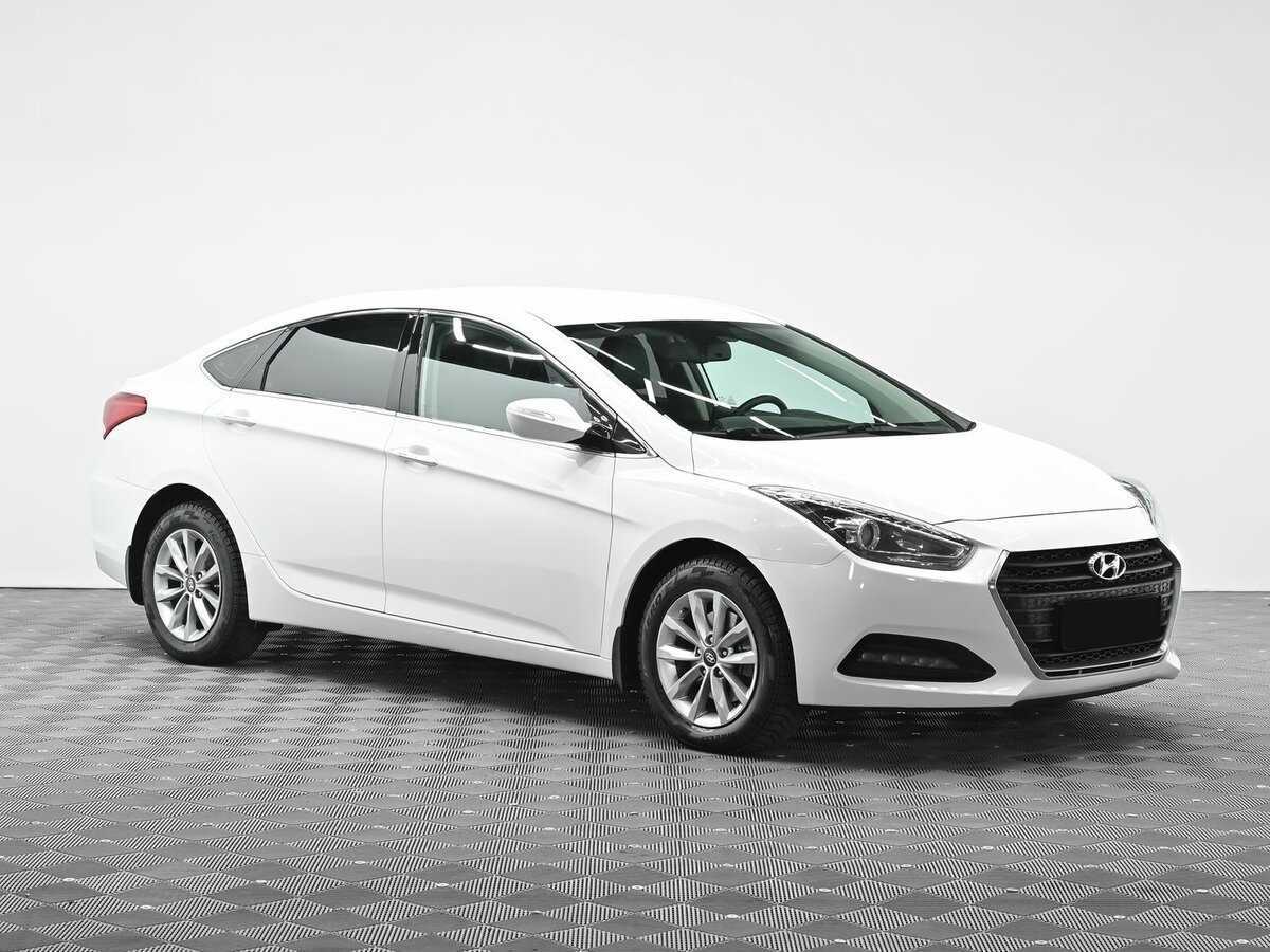Hyundai i40 б/у, 2016, Автоматическая. Фото: #1