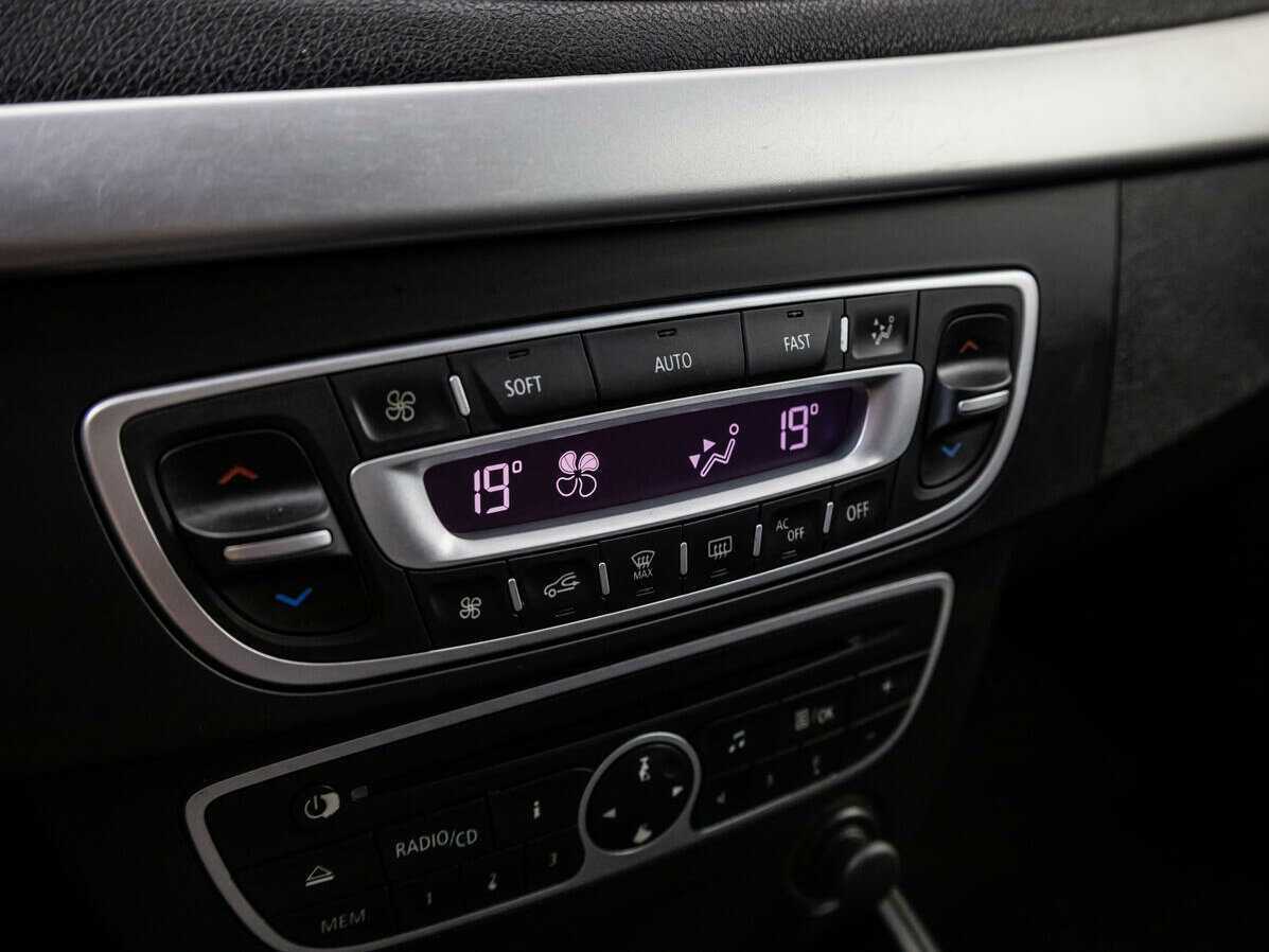 Renault Megane б/у, 2012, Механическая. Фото: #14