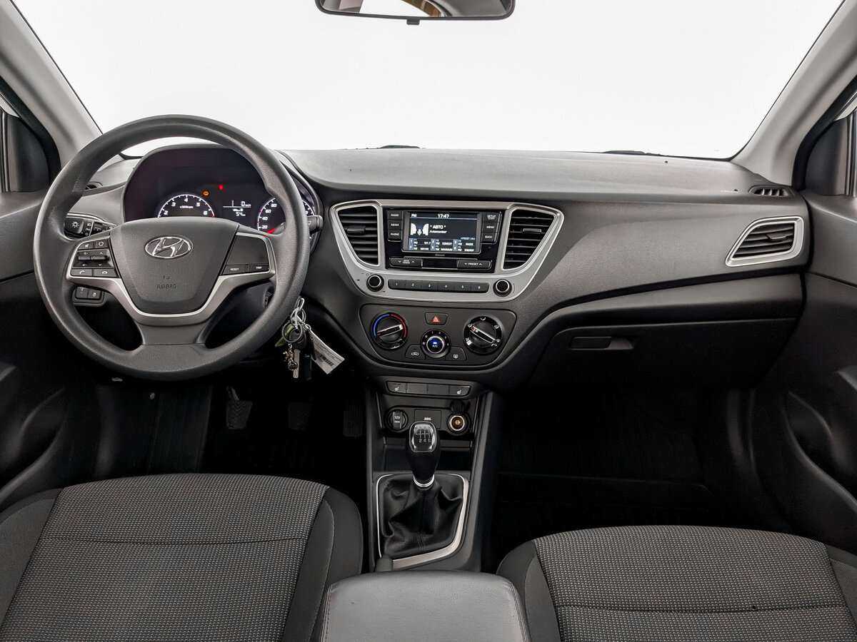 Hyundai Solaris б/у, 2021, Механическая. Фото: #11