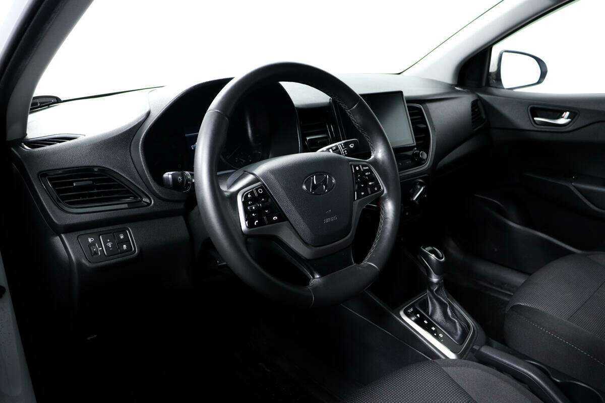 Hyundai Solaris б/у, 2020, Автоматическая. Фото: #12