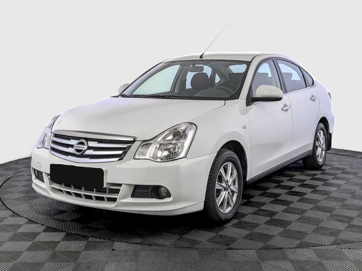 Nissan Almera б/у, 2015, Механическая. Фото: #0