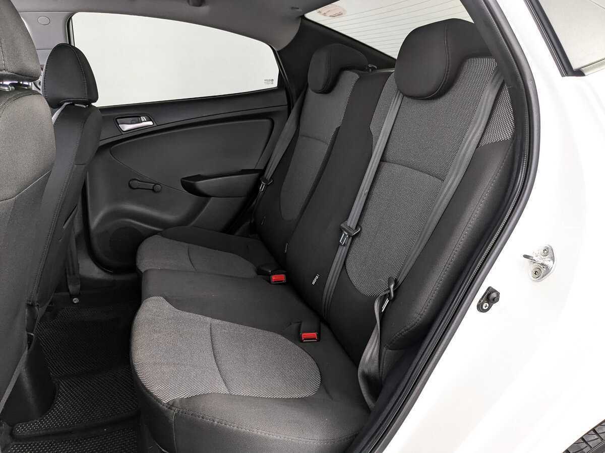 Hyundai Solaris б/у, 2014, Механическая. Фото: #13