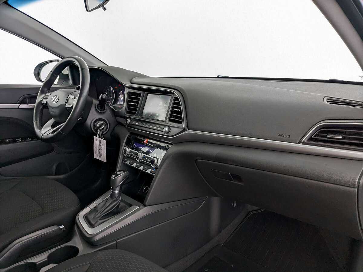 Hyundai Elantra б/у, 2020, Автоматическая. Фото: #8
