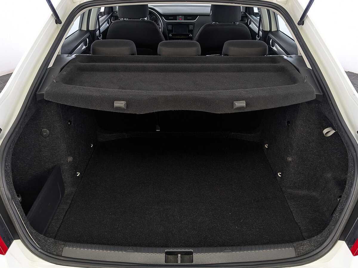 Skoda Octavia б/у, 2019, Механическая. Фото: #9