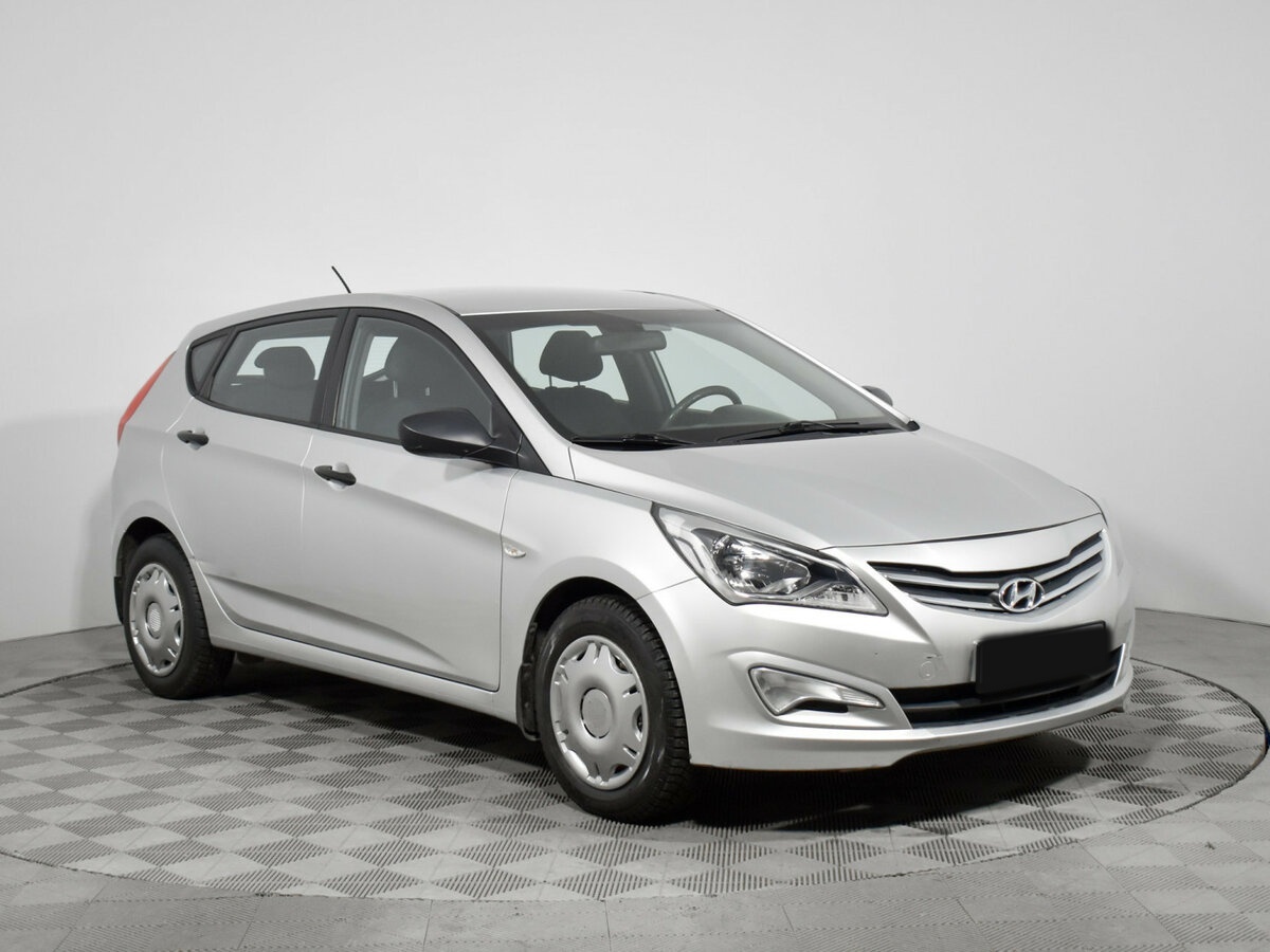 Hyundai Solaris б/у, 2015, Автоматическая. Фото: #2