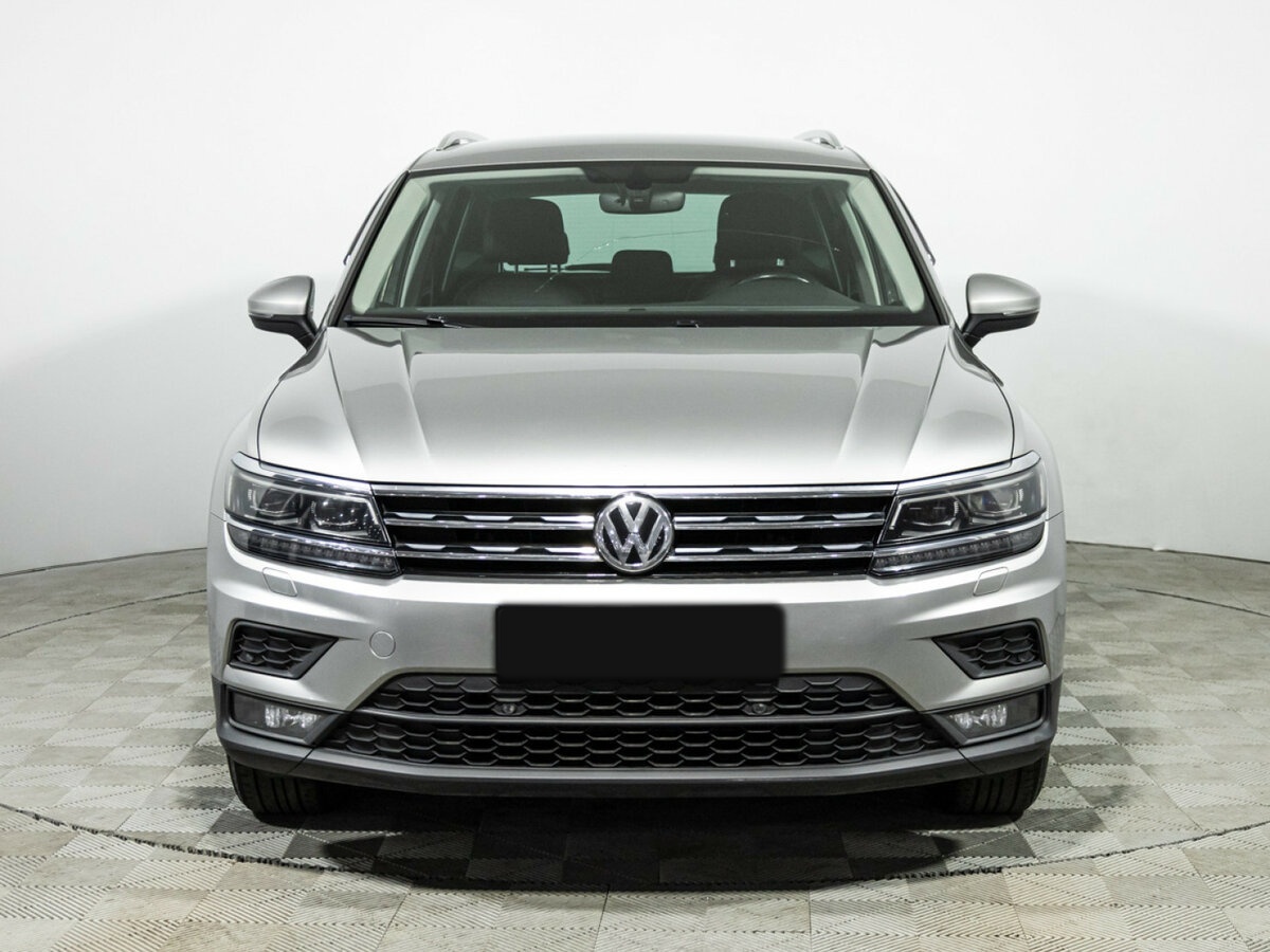 Volkswagen Tiguan б/у, 2018, Роботизированная. Фото: #1