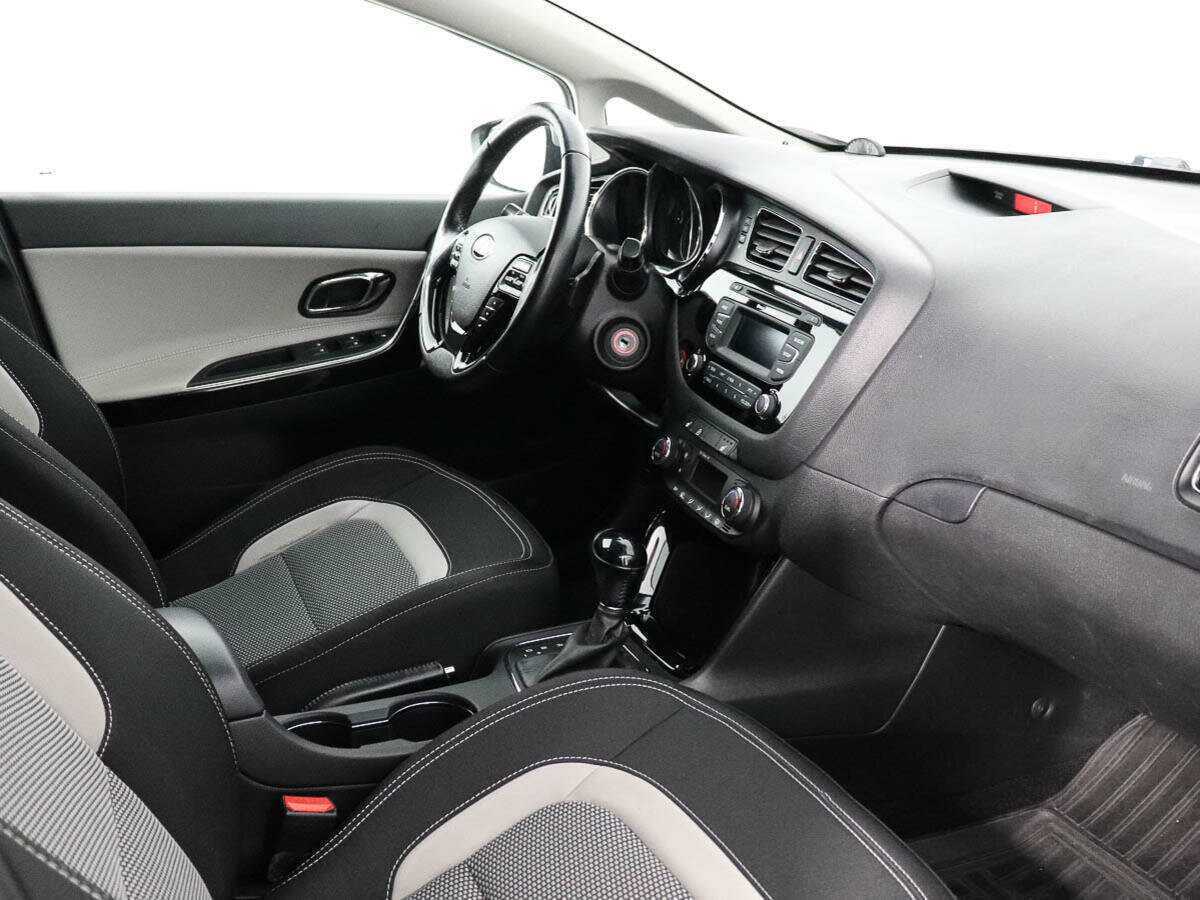 Kia Ceed б/у, 2014, Автоматическая. Фото: #8