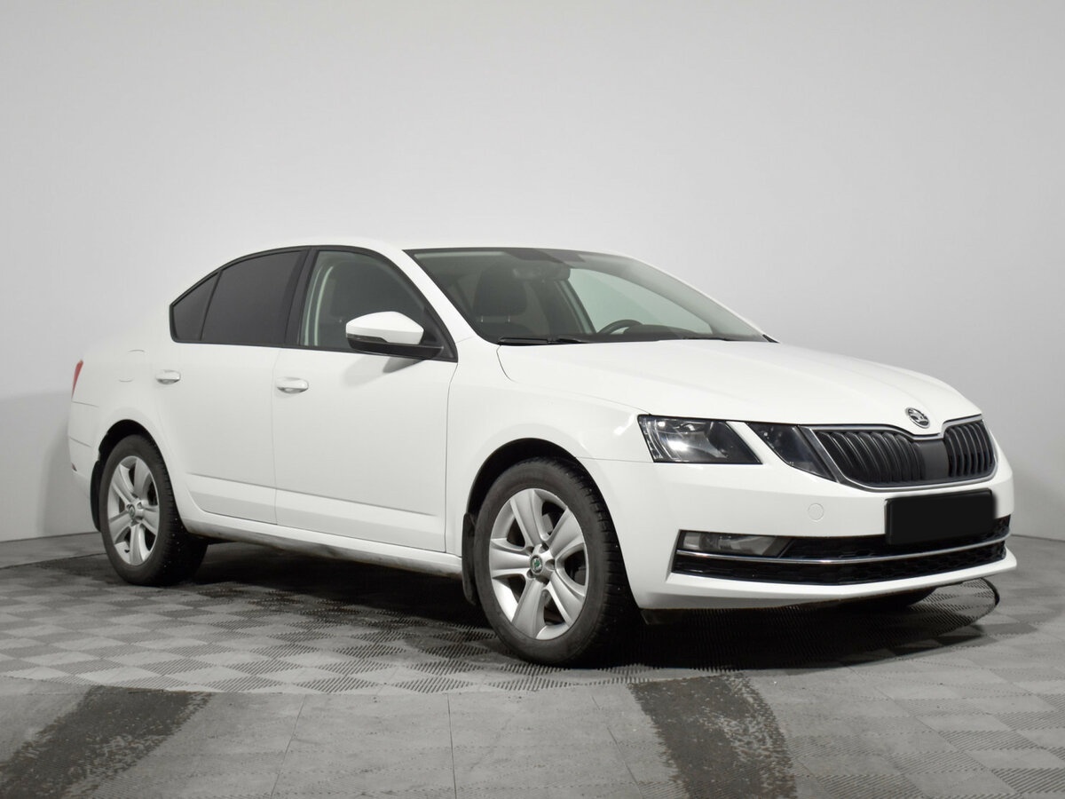 Skoda Octavia б/у, 2018, Роботизированная. Фото: #2