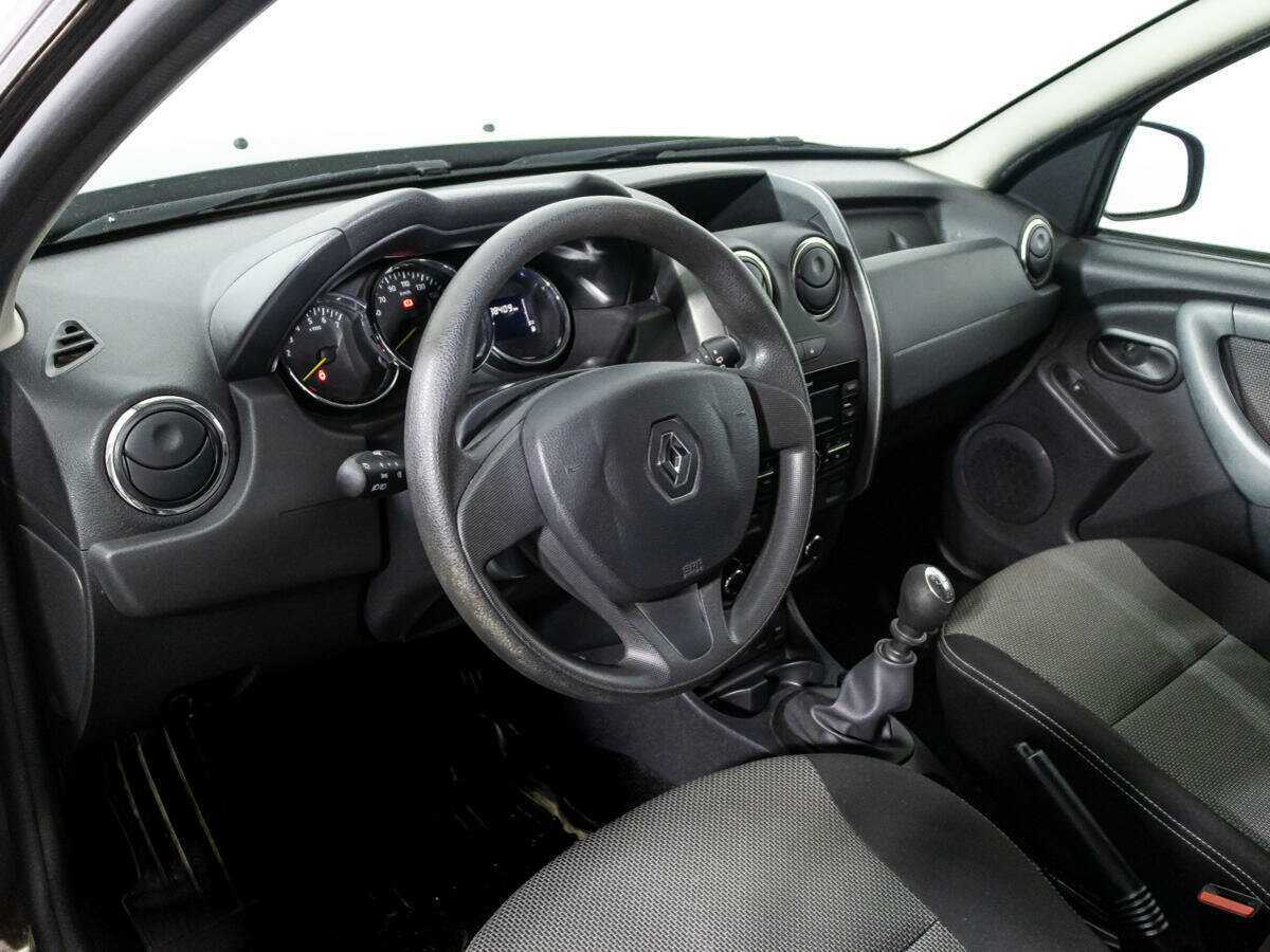 Renault Duster б/у, 2018, Механическая. Фото: #10