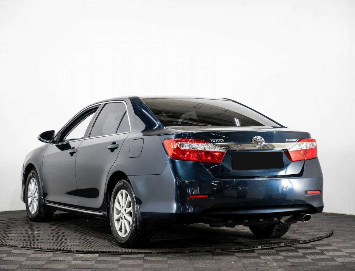 Toyota Camry б/у, 2014, Автоматическая. Фото: #3