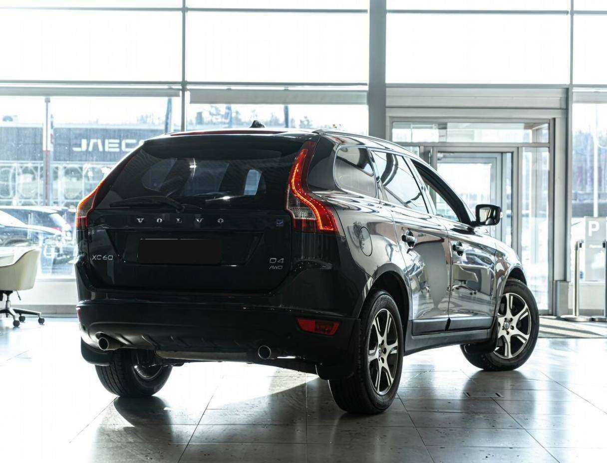 Volvo XC60 б/у, 2012, Автоматическая. Фото: #2