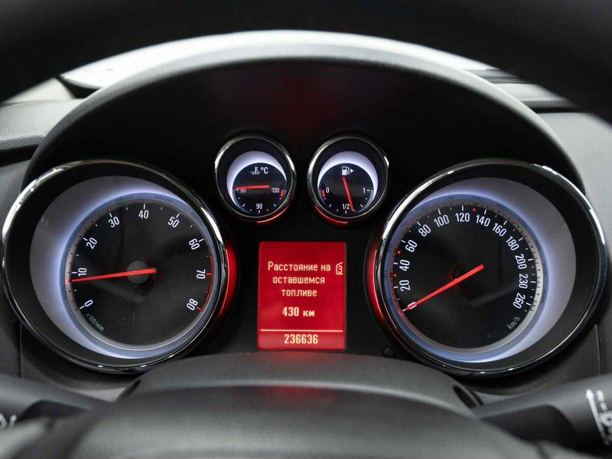 Opel Astra б/у, 2013, Механическая. Фото: #15
