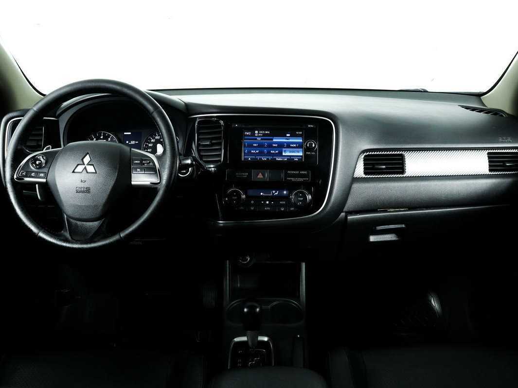 Mitsubishi Outlander б/у, 2013, Вариатор. Фото: #8