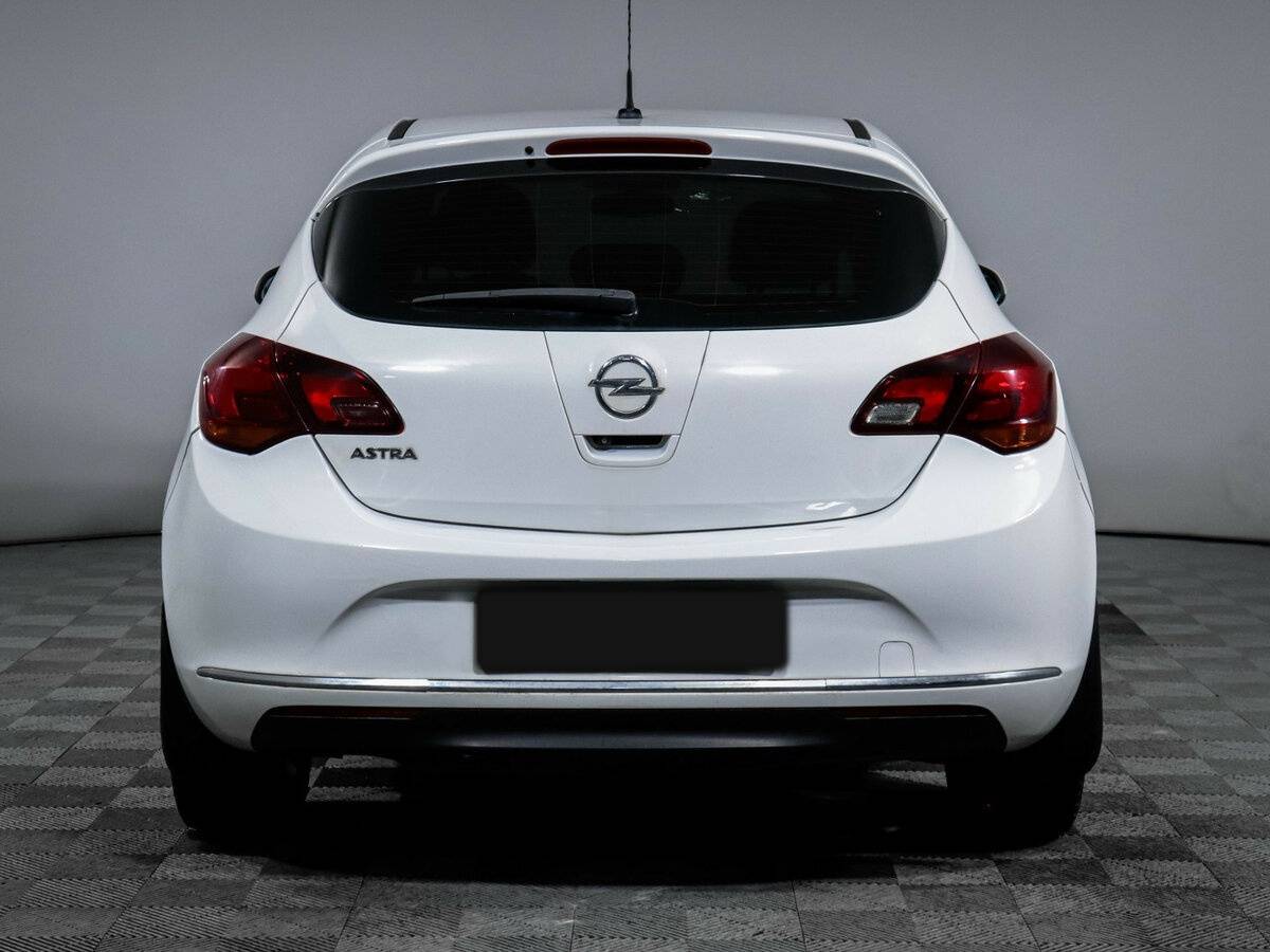 Opel Astra б/у, 2014, Автоматическая. Фото: #4