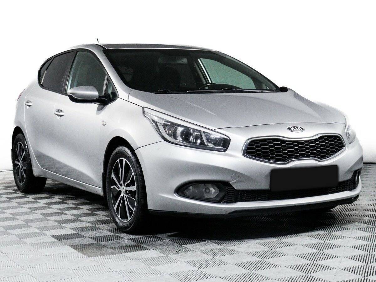 Kia Ceed б/у, 2012, Автоматическая. Фото: #2