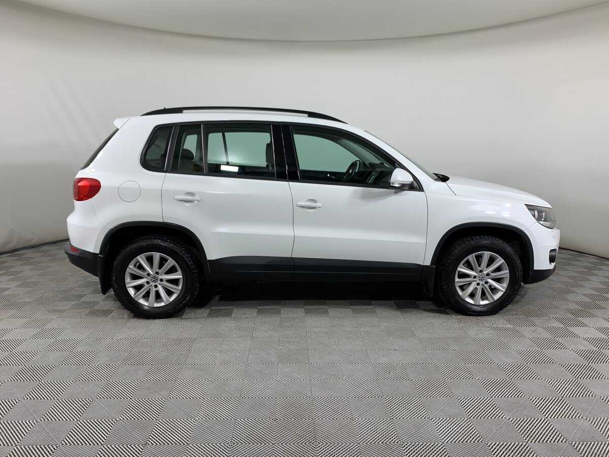 Volkswagen Tiguan б/у, 2015, Автоматическая. Фото: #3