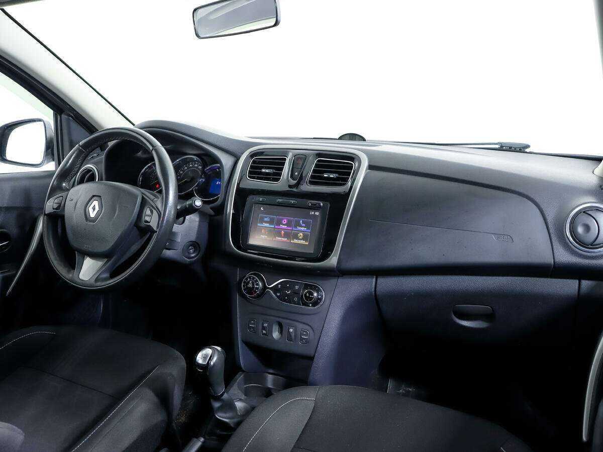 Renault Sandero б/у, 2018, Автоматическая. Фото: #8