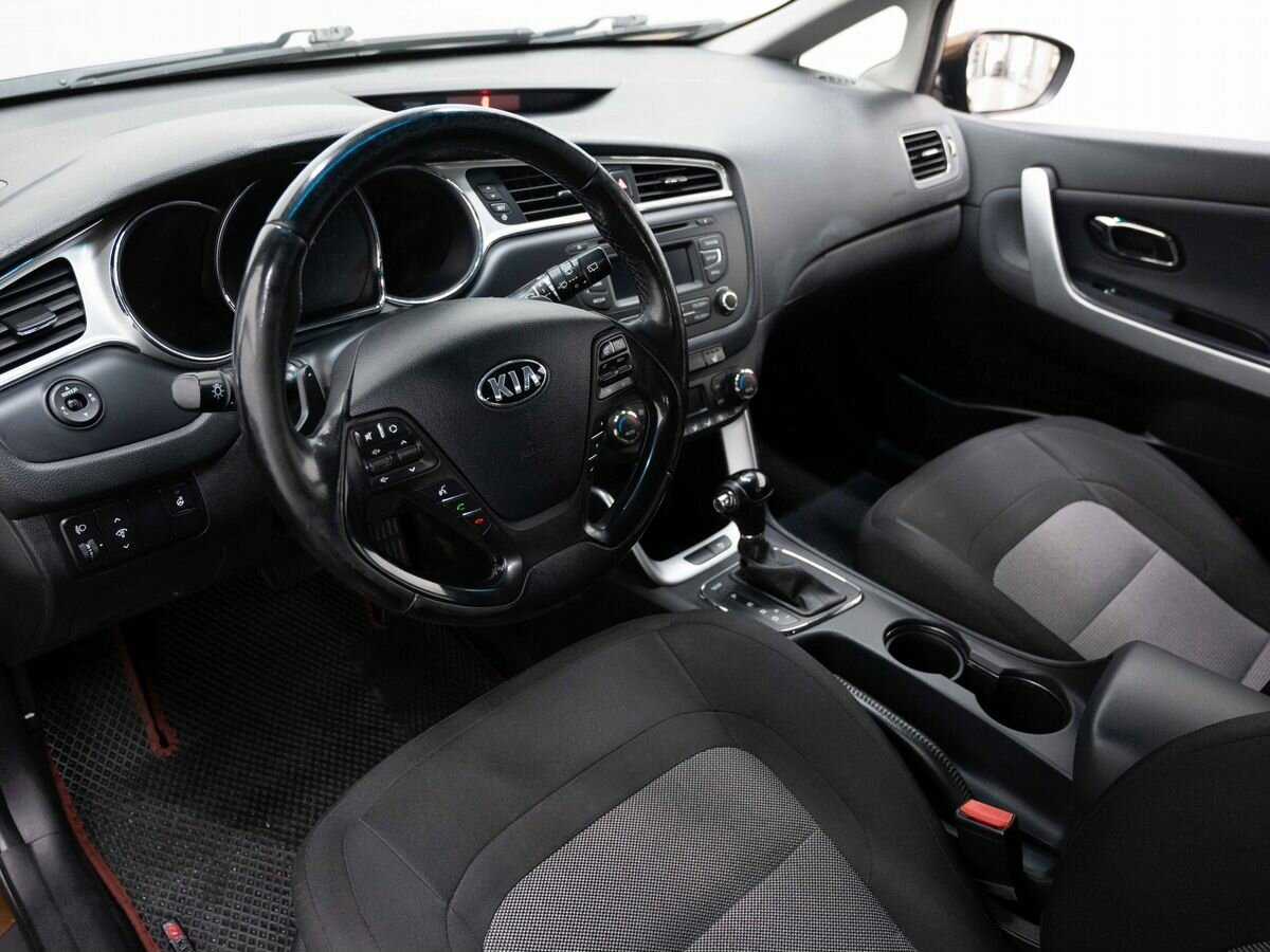Kia Ceed б/у, 2017, Автоматическая. Фото: #6