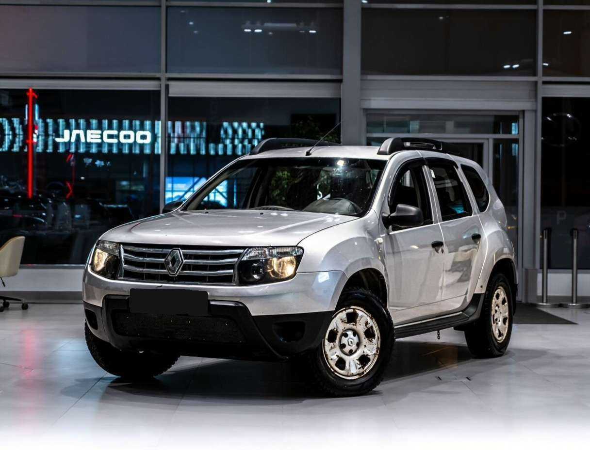 Renault Duster б/у, 2013, Механическая. Фото: #0