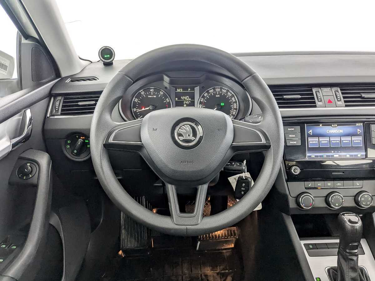 Skoda Octavia б/у, 2017, Автоматическая. Фото: #16