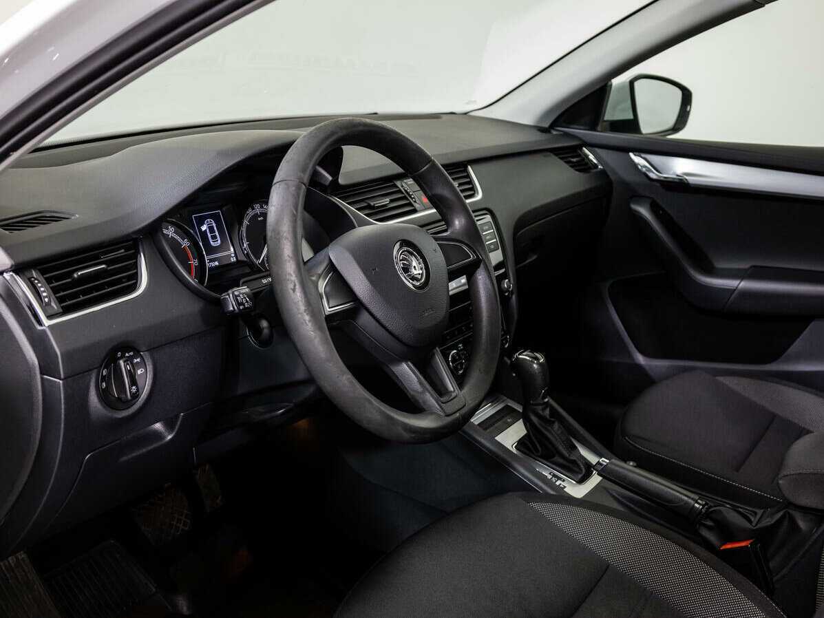 Skoda Octavia б/у, 2019, Автоматическая. Фото: #8