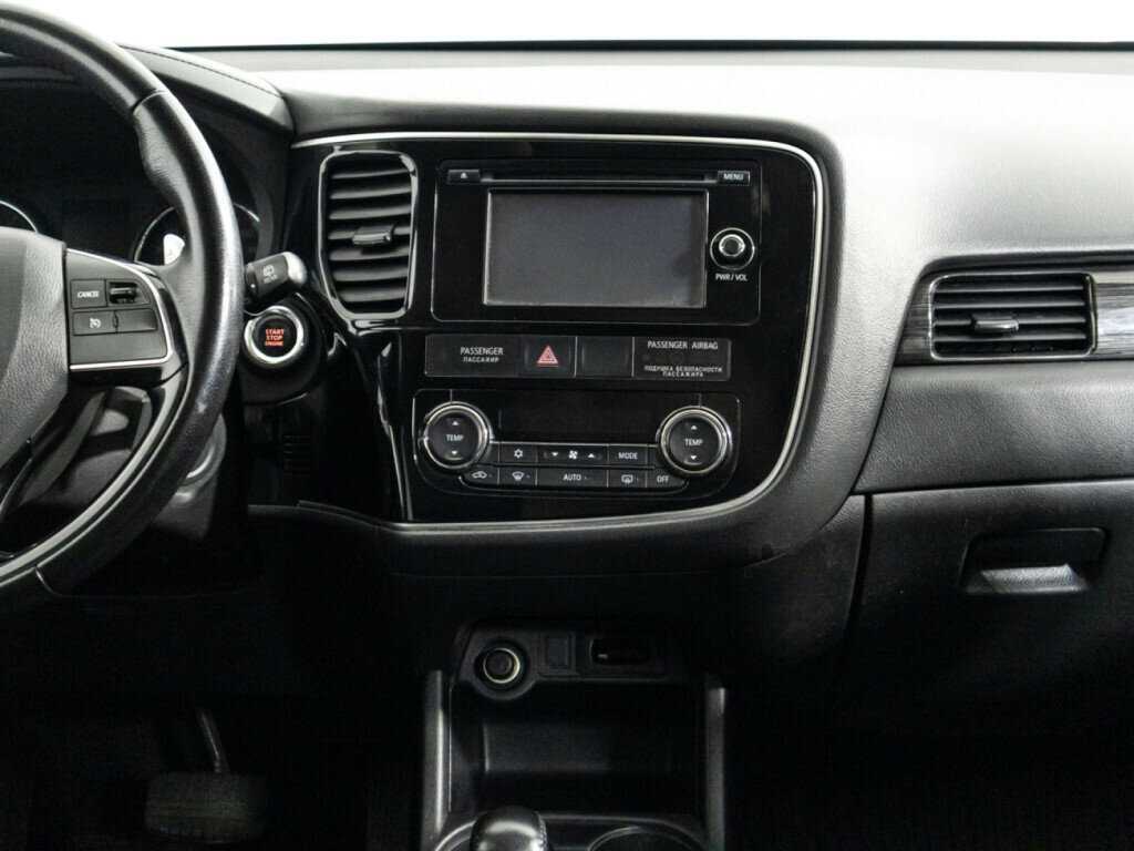 Mitsubishi Outlander б/у, 2016, Вариатор. Фото: #13