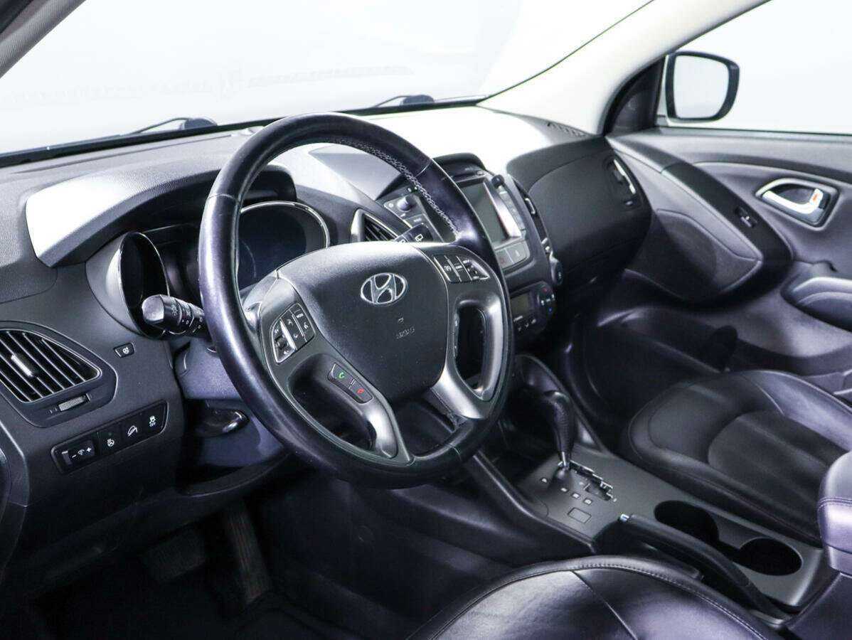 Hyundai ix35 б/у, 2014, Автоматическая. Фото: #11