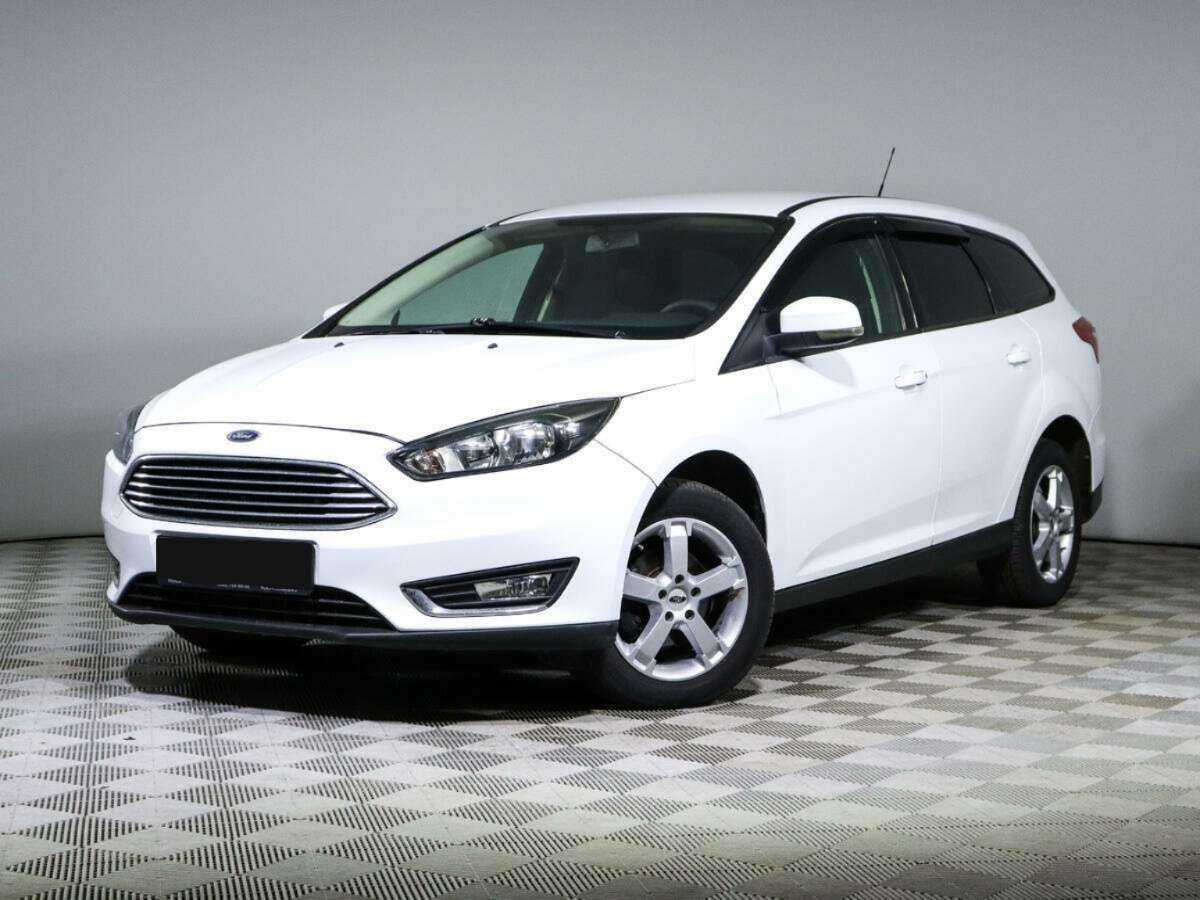 Ford Focus б/у, 2017, Механическая. Посмотреть фото