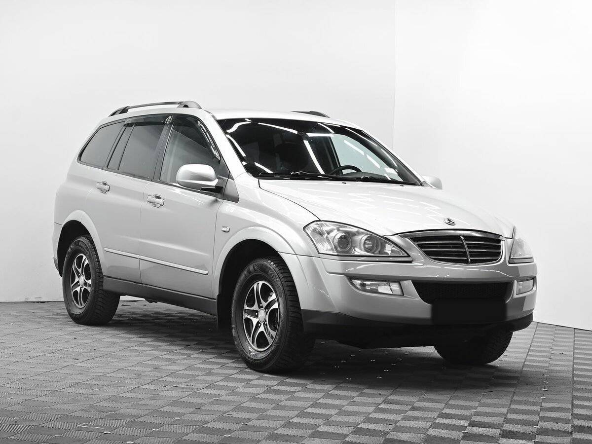 SsangYong Kyron б/у, 2013, Автоматическая. Фото: #1