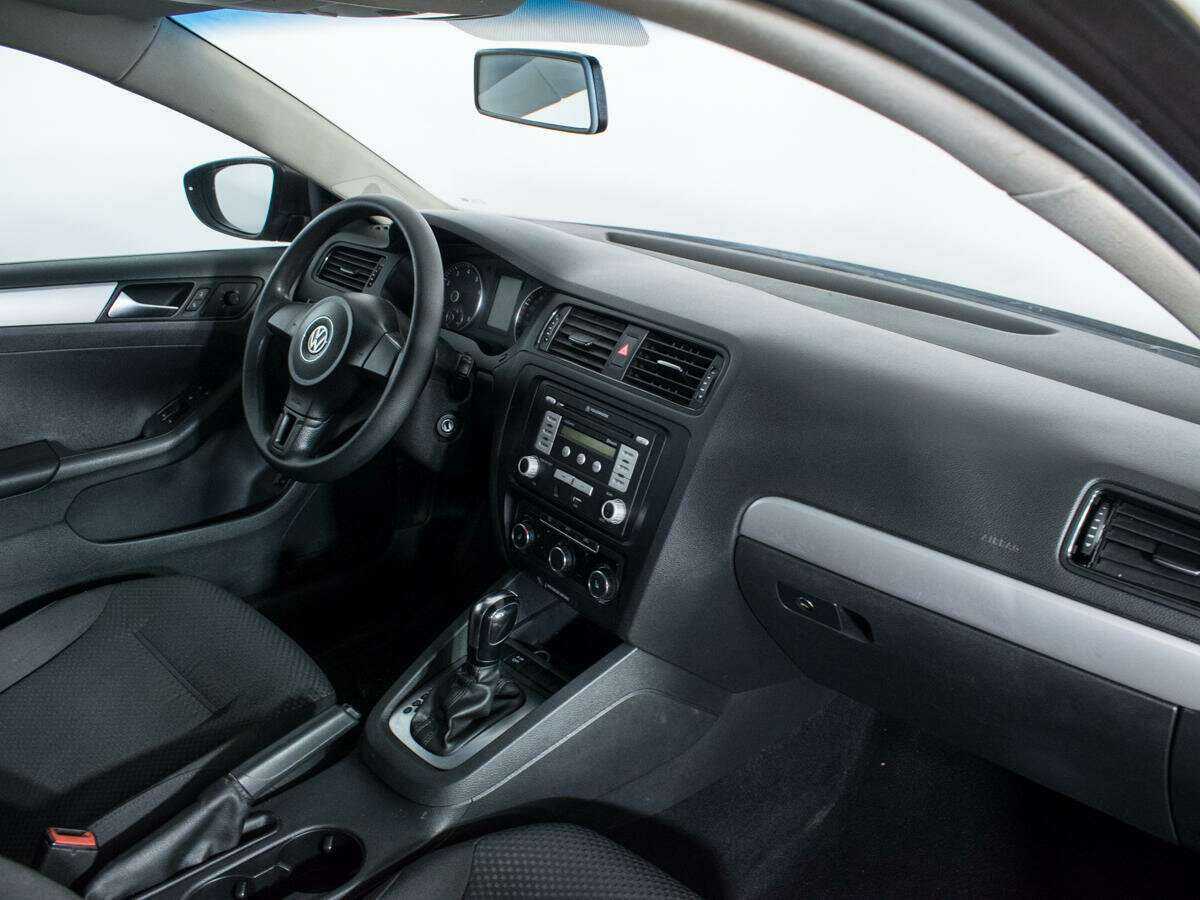 Volkswagen Jetta б/у, 2012, Автоматическая. Фото: #8